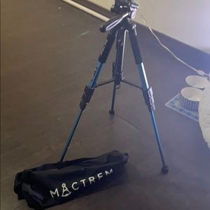 Tripod